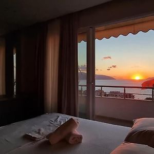 Deluxe Triple Room Sea View
